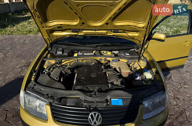 Универсал Volkswagen Passat 2000 в 