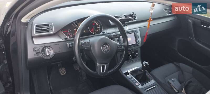 Универсал Volkswagen Passat 2011 в Виноградове