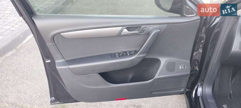 Универсал Volkswagen Passat 2011 в Виноградове