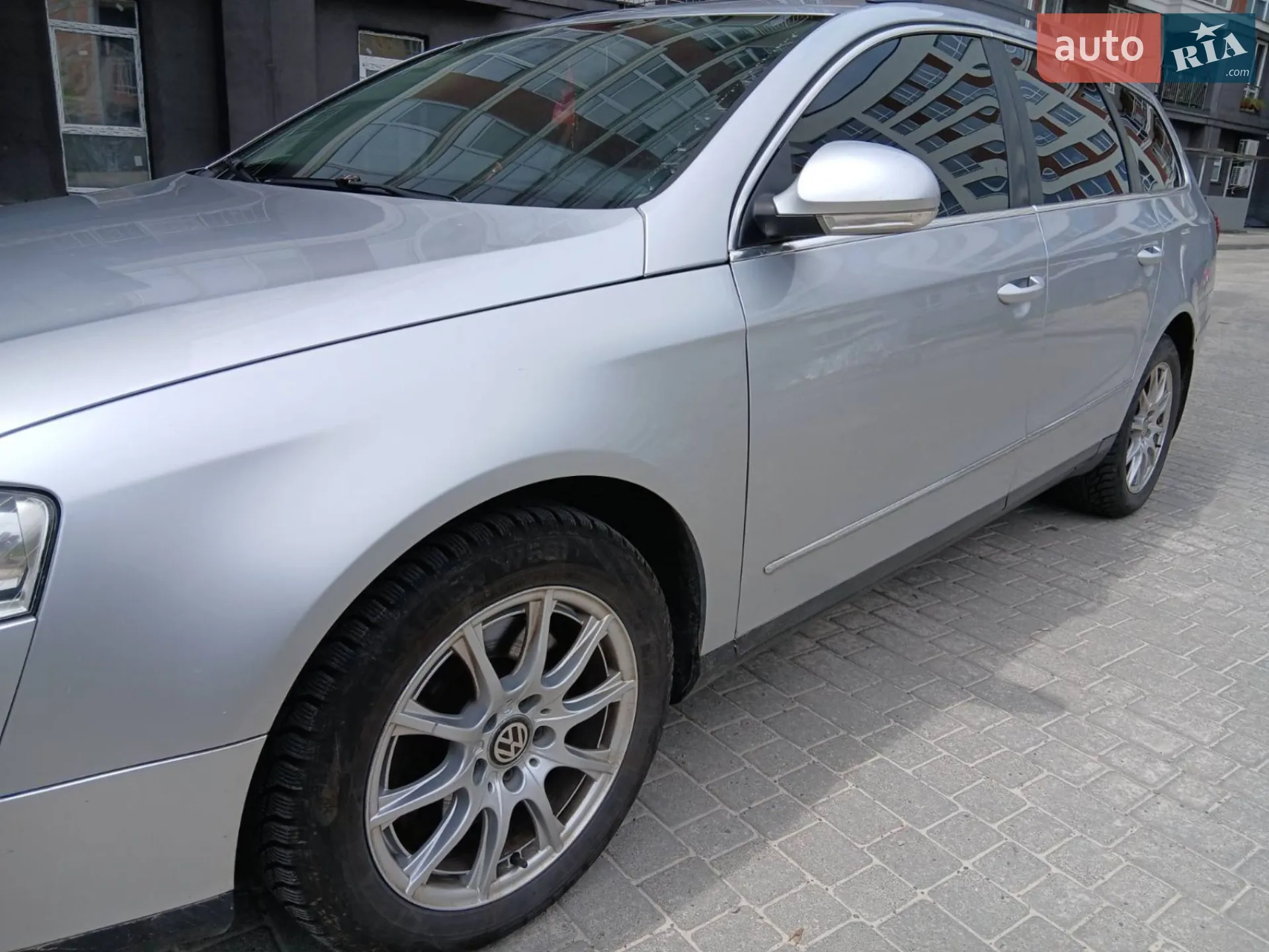 2010 Volkswagen Passat - мініатюра 5