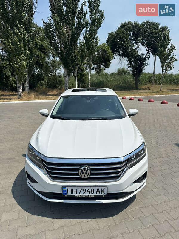 Седан Volkswagen Passat 2021 в Ізмаїлі