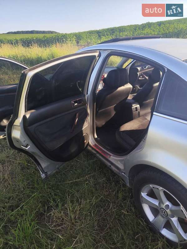 Седан Volkswagen Passat 2003 в Хмельницком фото 12 Седан Volkswagen Passat 2003 в Хмельницком