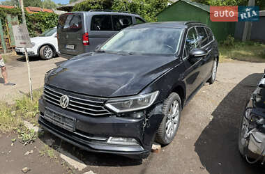 Универсал Volkswagen Passat 2015 в Дрогобыче