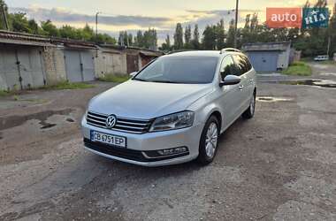Универсал Volkswagen Passat 2011 в Чернигове