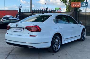Седан Volkswagen Passat 2017 в 
