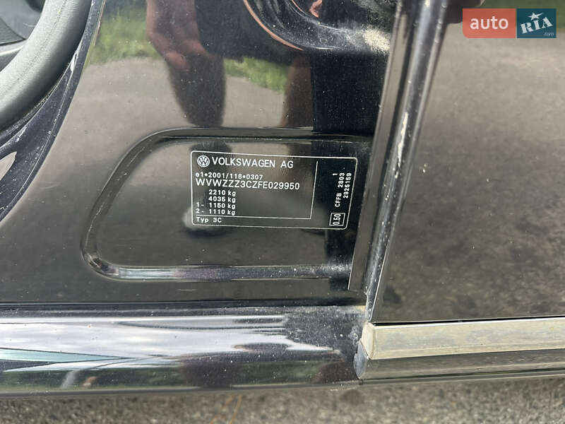 Универсал Volkswagen Passat 2014 в Киеве