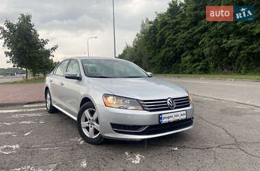 Седан Volkswagen Passat 2015 в Львове
