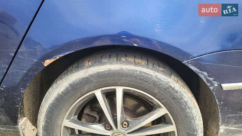 Універсал Volkswagen Passat 2010 в Рівному