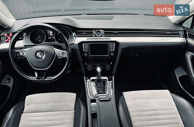 Седан Volkswagen Passat 2016 в 