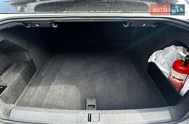 Седан Volkswagen Passat 2012 в 