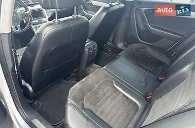 Седан Volkswagen Passat 2013 в 