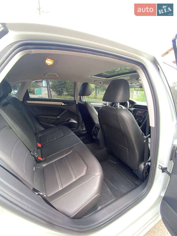 Седан Volkswagen Passat 2021 в Кривом Роге
