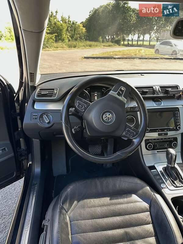 Універсал Volkswagen Passat 2010 в Києві