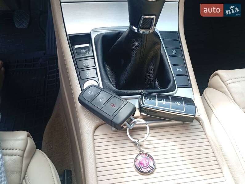 Универсал Volkswagen Passat 2011 в Львове