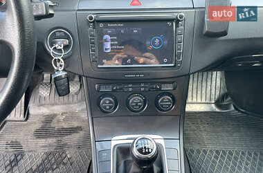 Универсал Volkswagen Passat 2006 в 