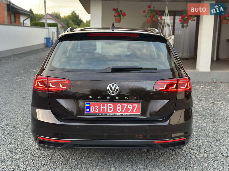 Универсал Volkswagen Passat 2020 в Ужгороде