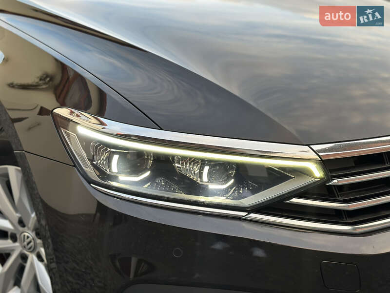 Универсал Volkswagen Passat 2020 в Ужгороде