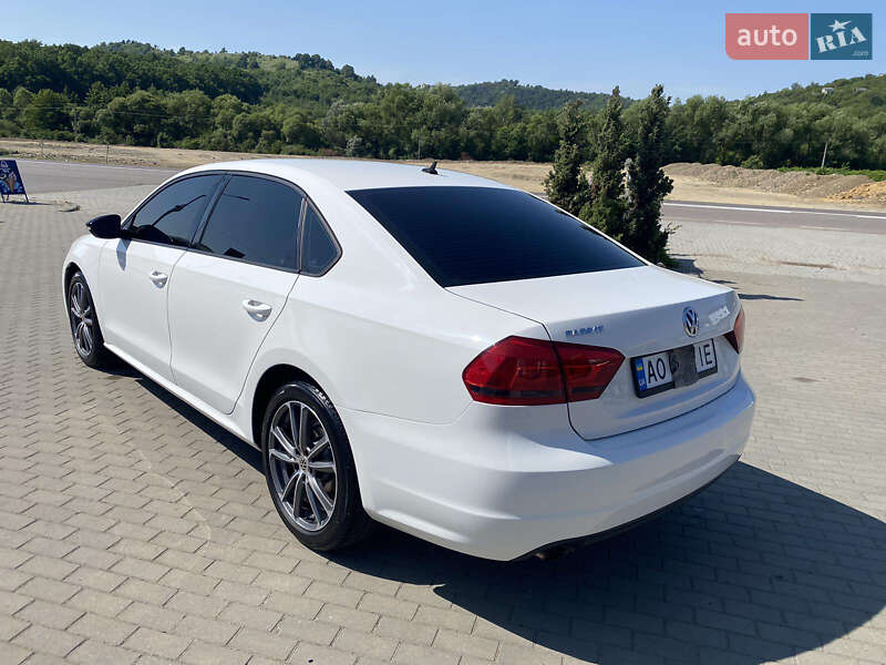 Седан Volkswagen Passat 2014 в Мукачево