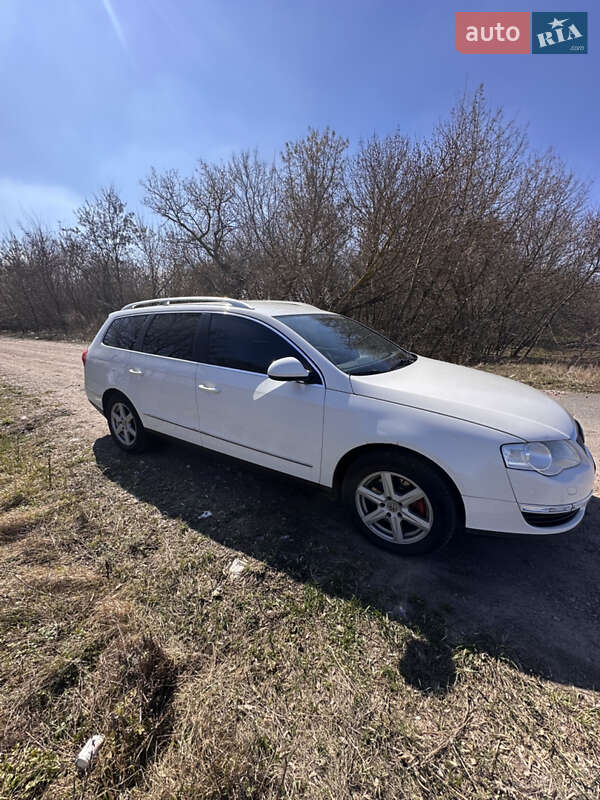 Универсал Volkswagen Passat 2010 в Броварах