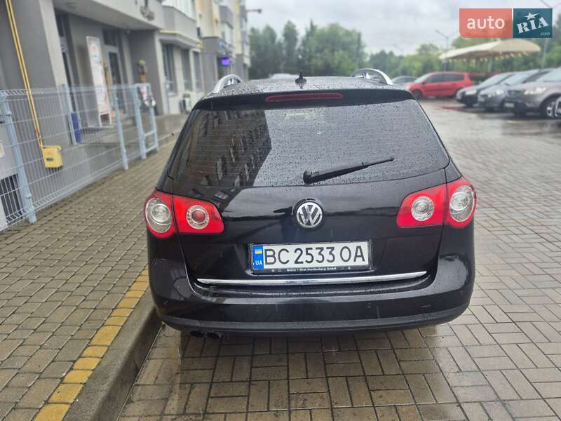 Універсал Volkswagen Passat 2010 в Львові
