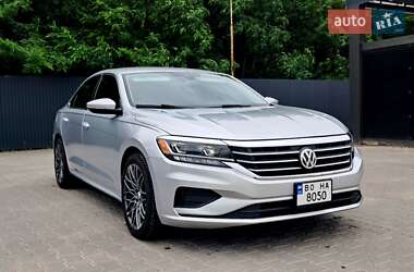 Седан Volkswagen Passat 2020 в Тернополі