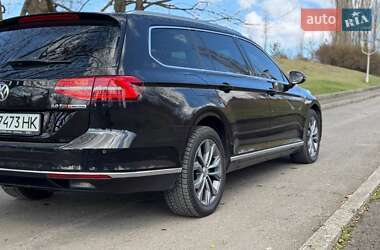 Универсал Volkswagen Passat 2015 в 