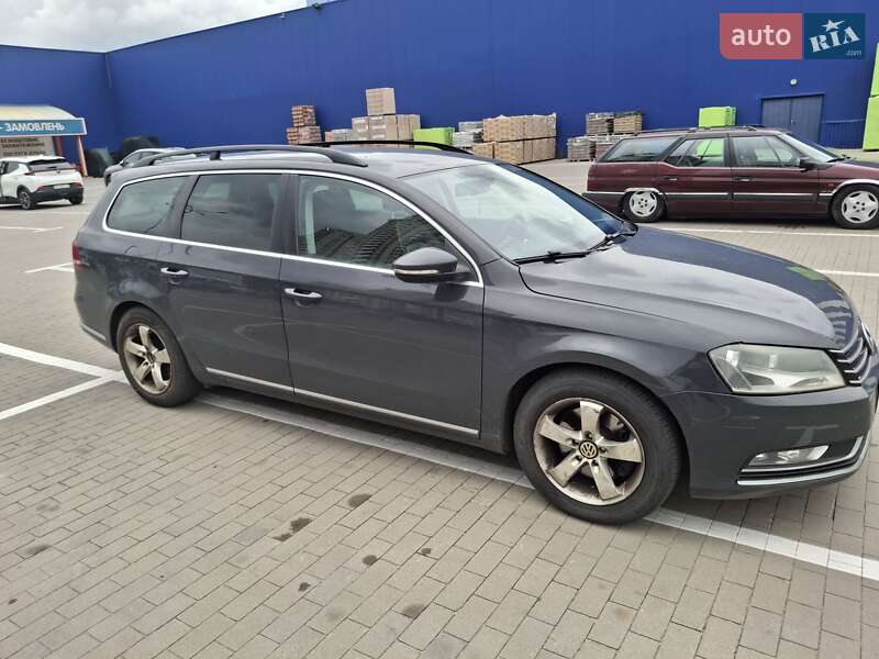 Универсал Volkswagen Passat 2012 в 