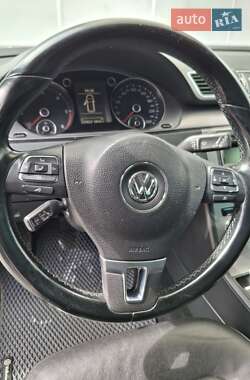 Универсал Volkswagen Passat 2012 в 