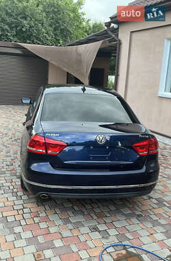 Седан Volkswagen Passat 2014 в 