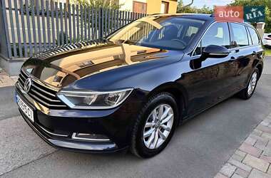 Універсал Volkswagen Passat 2016 в Ужгороді