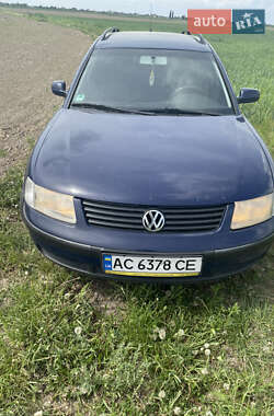 Універсал Volkswagen Passat 2000 в Луцьку