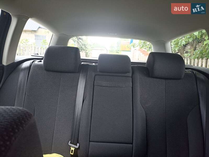 Универсал Volkswagen Passat 2009 в Вараше