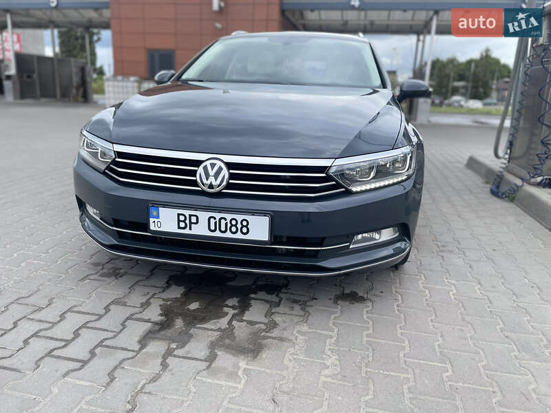 Универсал Volkswagen Passat 2015 в Вишневом