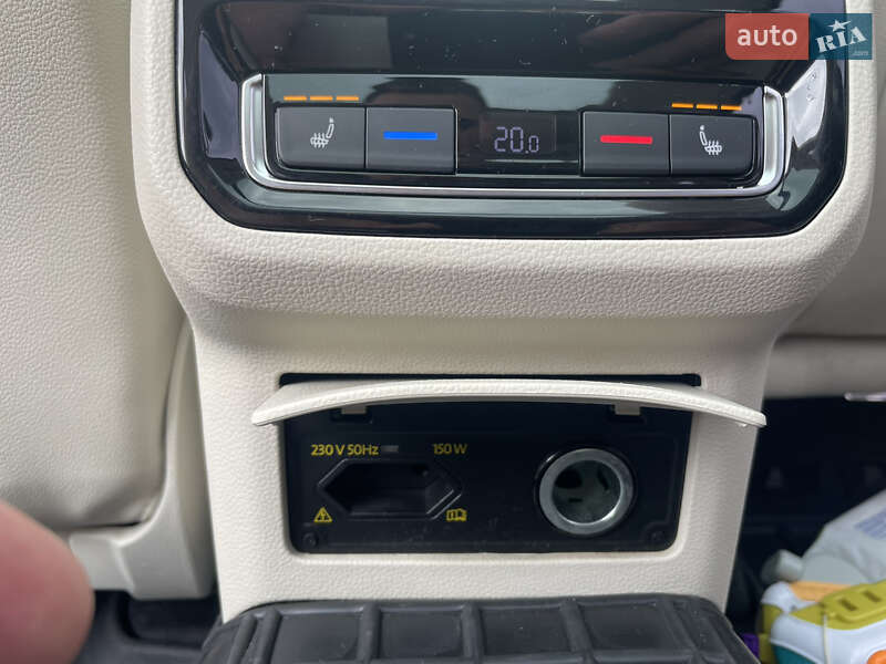 Универсал Volkswagen Passat 2015 в Вишневом