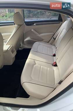 Седан Volkswagen Passat 2016 в 