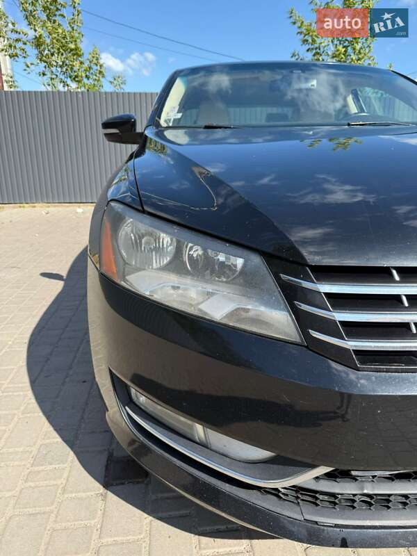 Седан Volkswagen Passat 2012 в Умани