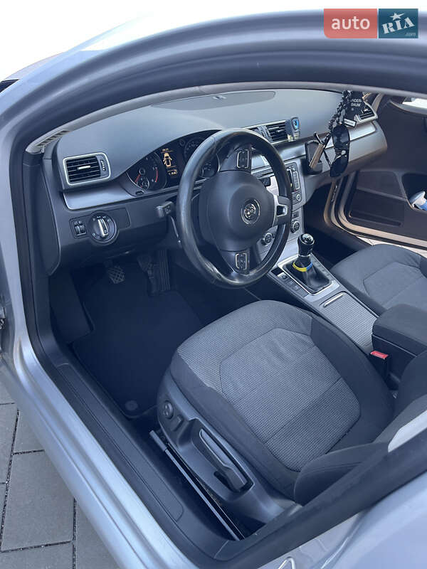 Универсал Volkswagen Passat 2014 в Берегово фото 8 Универсал Volkswagen Passat 2014 в Берегово