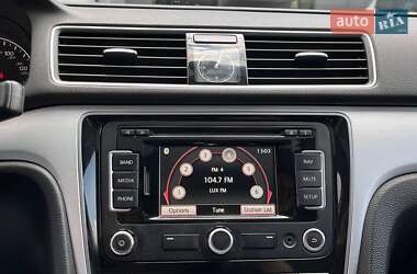 Седан Volkswagen Passat 2012 в 
