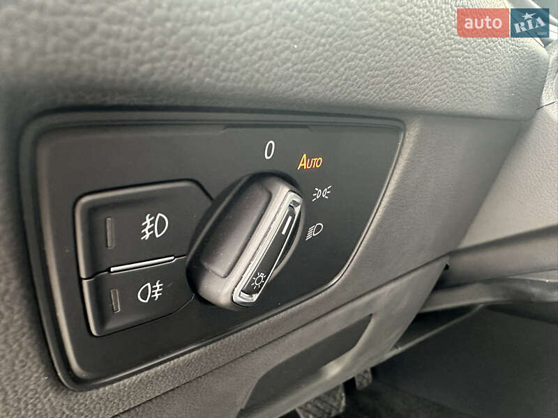 Универсал Volkswagen Passat 2022 в Львове