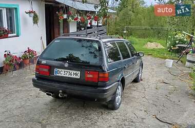 Універсал Volkswagen Passat 1989 в 