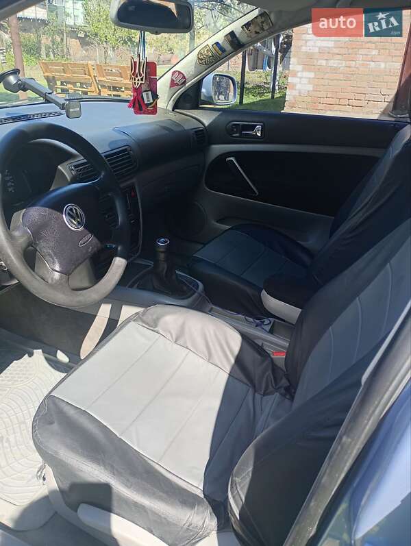 Седан Volkswagen Passat 2000 в Здолбунове
