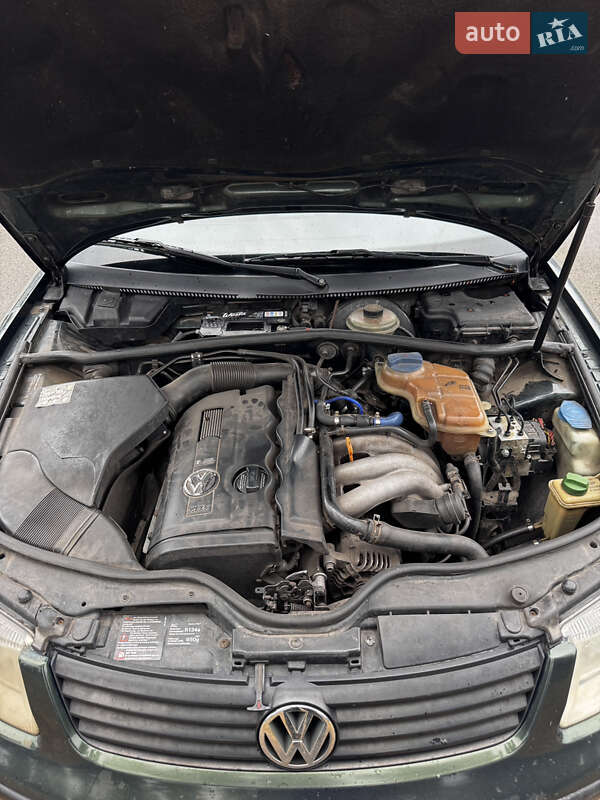 Універсал Volkswagen Passat 1997 в Києві