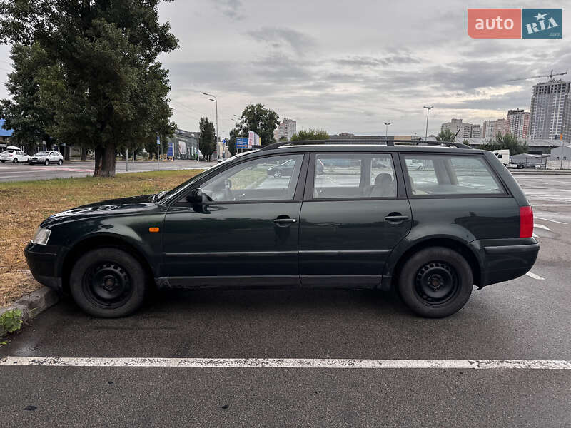 Універсал Volkswagen Passat 1997 в Києві
