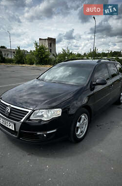 Універсал Volkswagen Passat 2005 в Кам'янець-Подільському