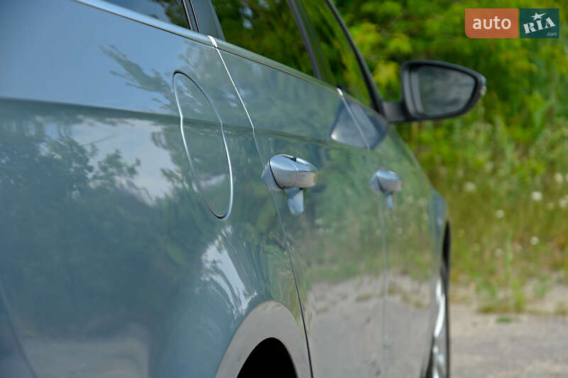 Універсал Volkswagen Passat 2011 в Бердичеві