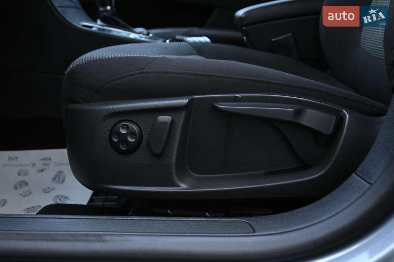 Універсал Volkswagen Passat 2011 в Бердичеві