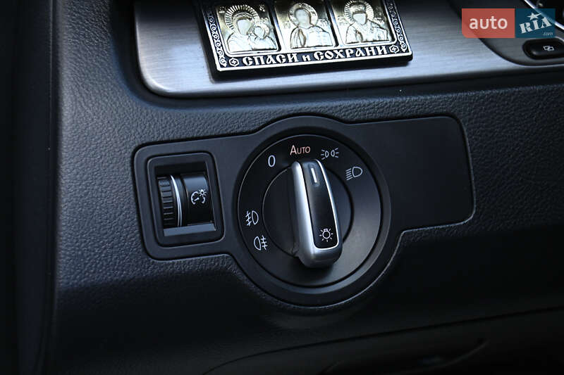 Універсал Volkswagen Passat 2011 в Бердичеві