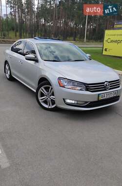 Седан Volkswagen Passat 2013 в Києві