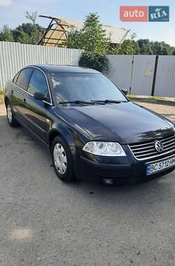Седан Volkswagen Passat 2001 в Львове