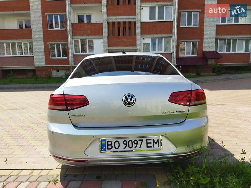 Седан Volkswagen Passat 2015 в Чорткове